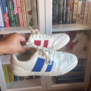 ASOS TENNIES US SIZE 7